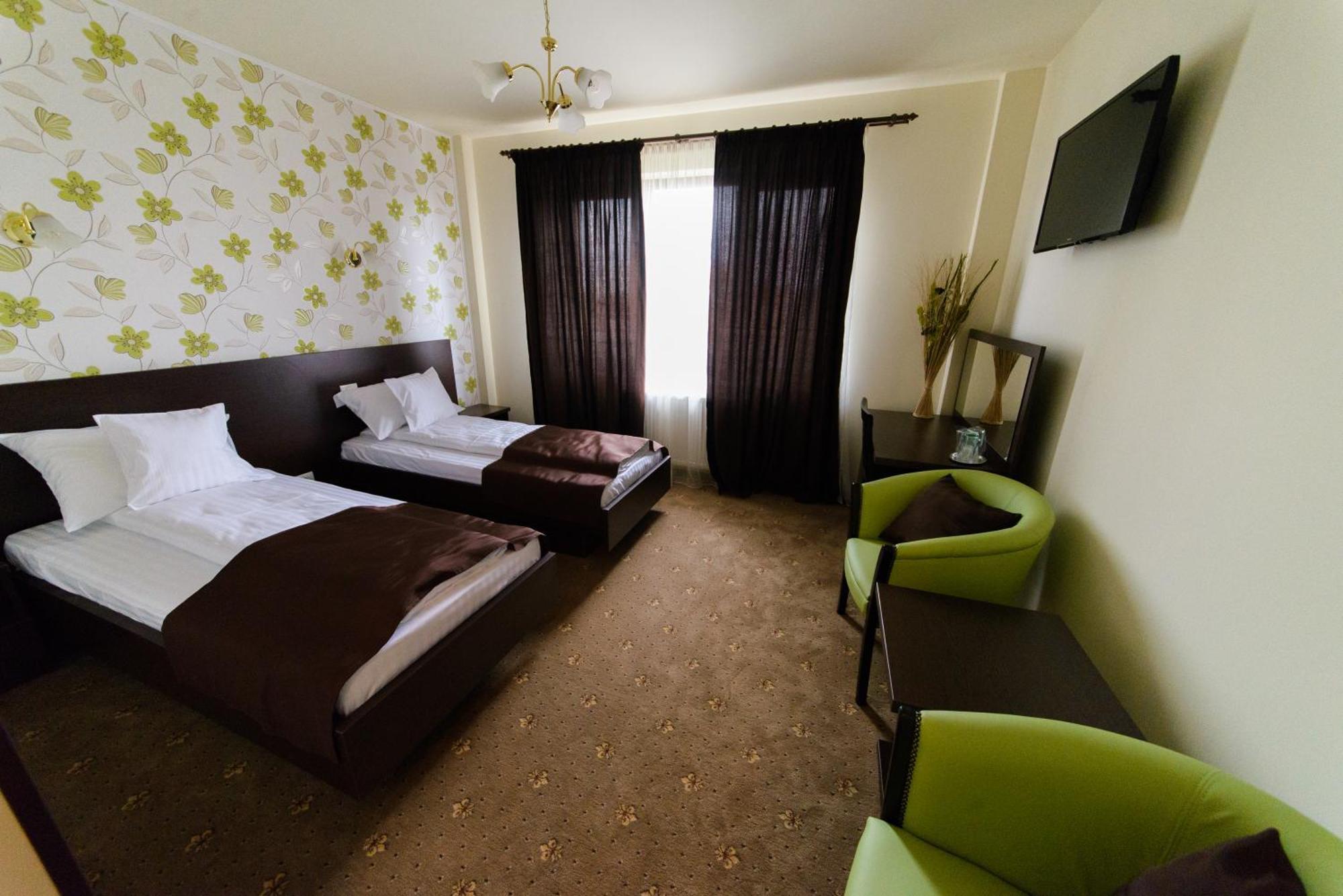 Hotel Miky Arad Exterior photo
